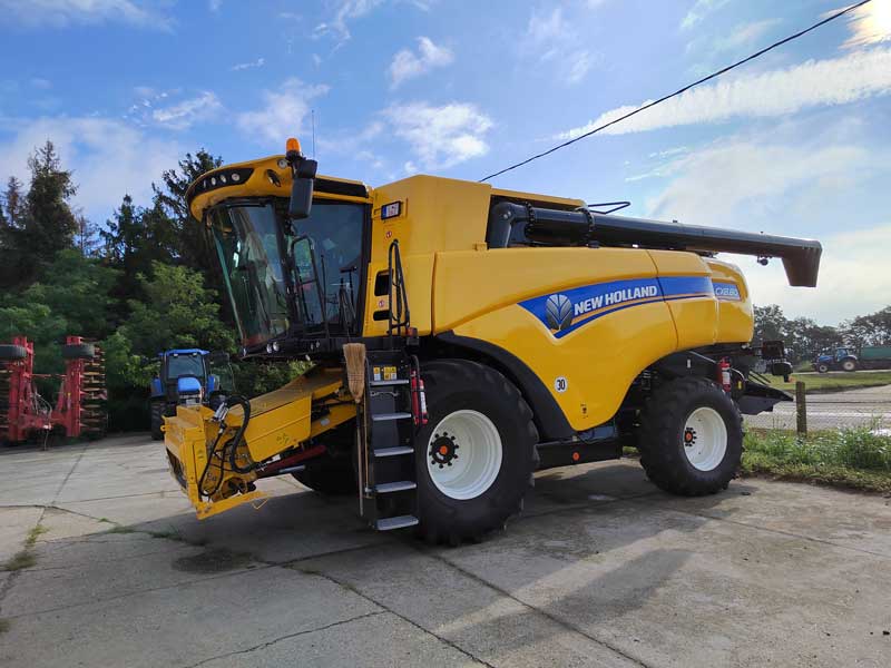 New Holland CX8.80